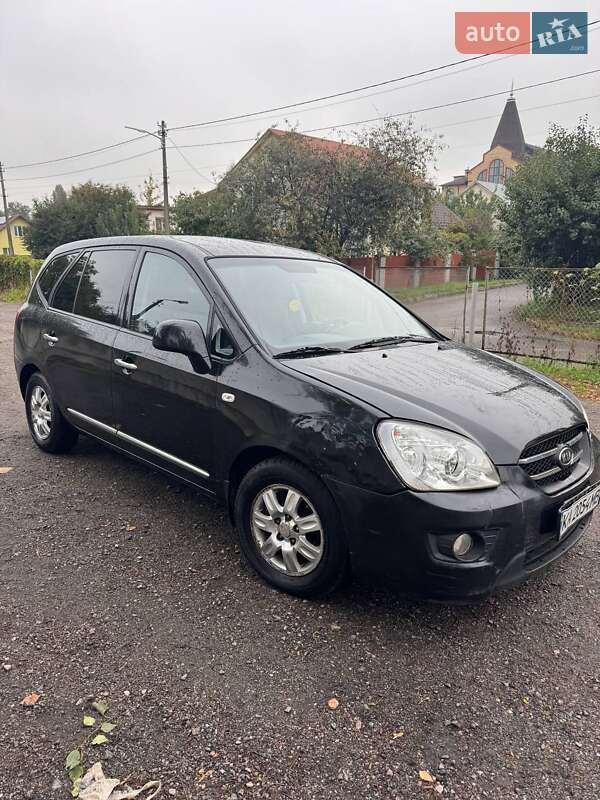 Kia Carens 2008
