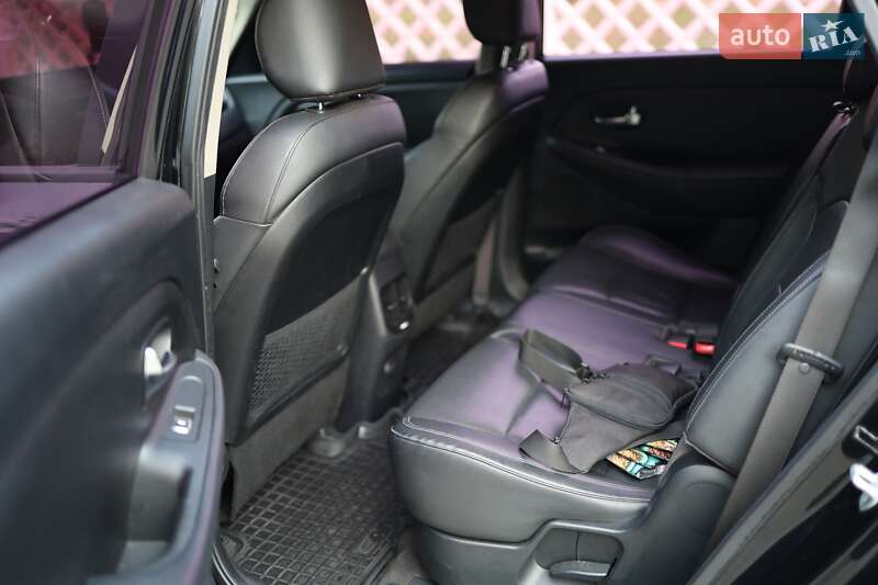 Микровэн Kia Carens 2017 в Киеве фото 11 Микровэн Kia Carens 2017 в Киеве