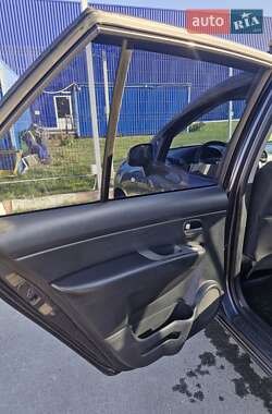 Минивэн Kia Carens 2008 в Виннице