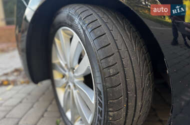 Микровэн Kia Carens 2014 в 