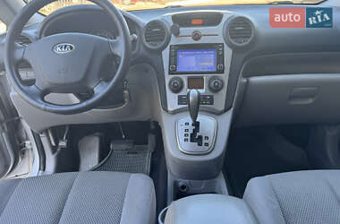Минивэн Kia Carens 2008 в 