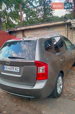 Микровэн Kia Carens 2011 в 