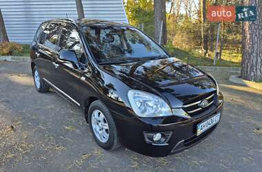 Минивэн Kia Carens 2008 в Виннице