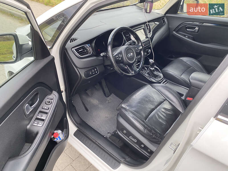Микровэн Kia Carens 2013 в Львове