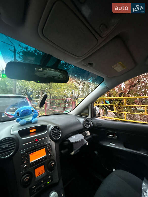 Мікровен Kia Carens 2012 в Одесі