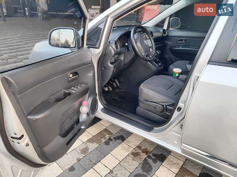 Минивэн Kia Carens 2007 в Львове фото 37 Минивэн Kia Carens 2007 в Львове