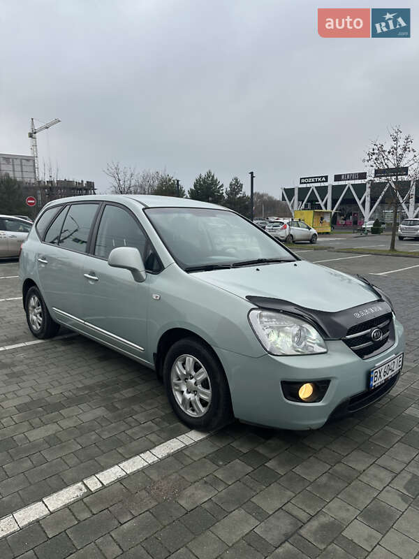 Минивэн Kia Carens 2007 в Хмельницком