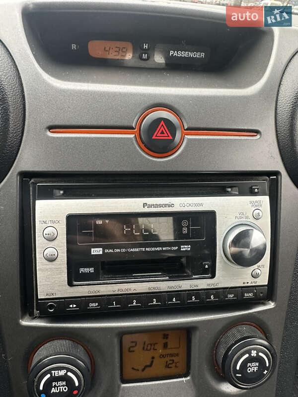 Минивэн Kia Carens 2007 в Хмельницком