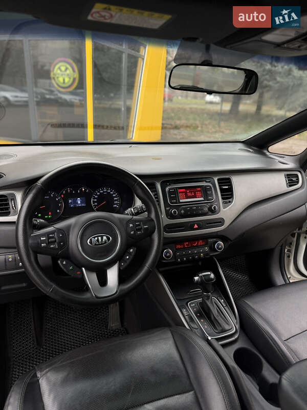 Микровэн Kia Carens 2013 в Киеве фото 14 Микровэн Kia Carens 2013 в Киеве