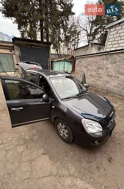 Мінівен Kia Carens 2008 в Києві