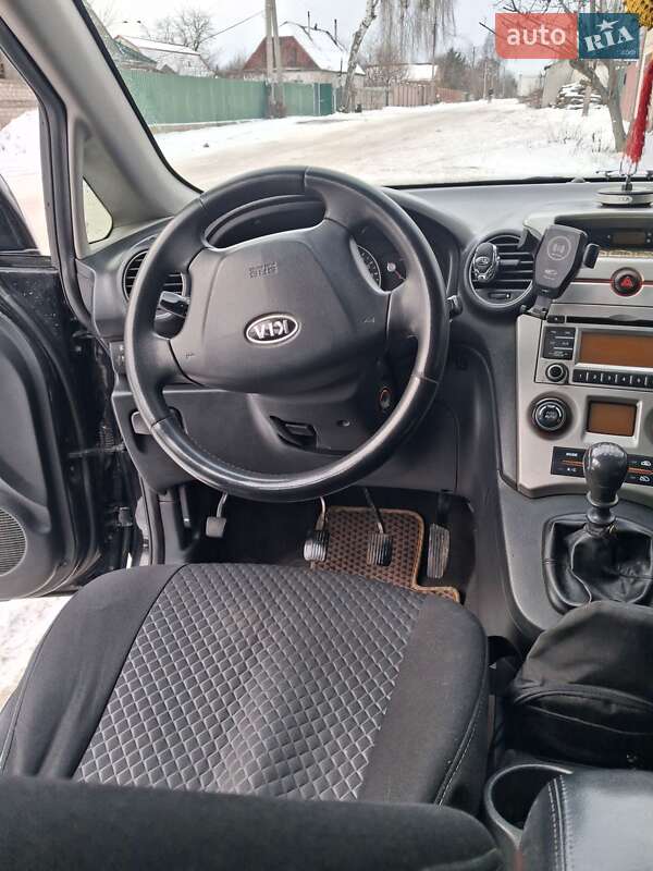 Мінівен Kia Carens 2008 в Києві фото 11 Мінівен Kia Carens 2008 в Києві