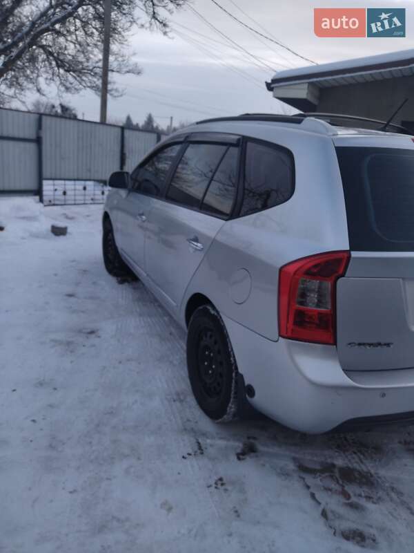 Мінівен Kia Carens 2007 в Смілі