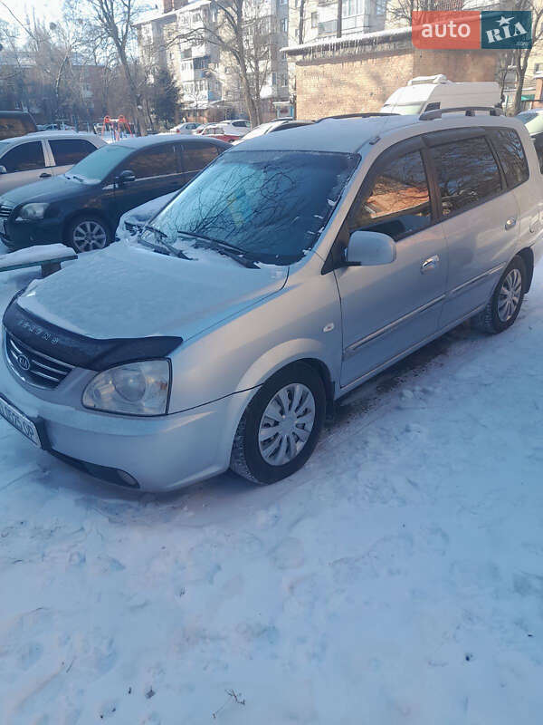 Kia Carens 2005