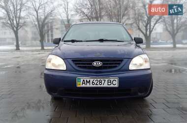 Минивэн Kia Carens 2006 в Черкассах