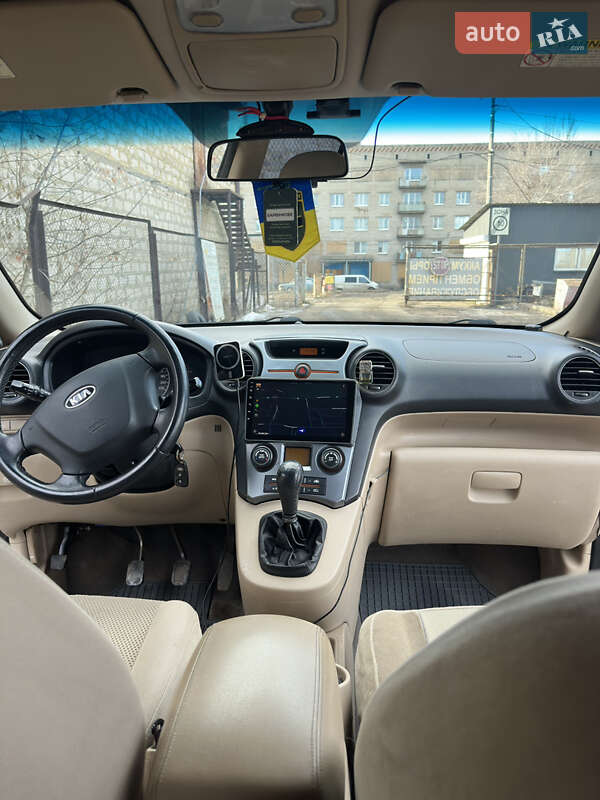 Минивэн Kia Carens 2008 в Краматорске