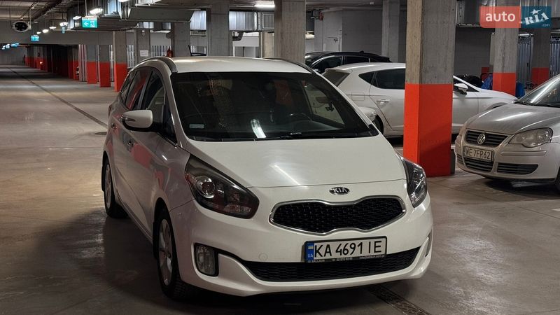Мікровен Kia Carens 2013 в Коростені