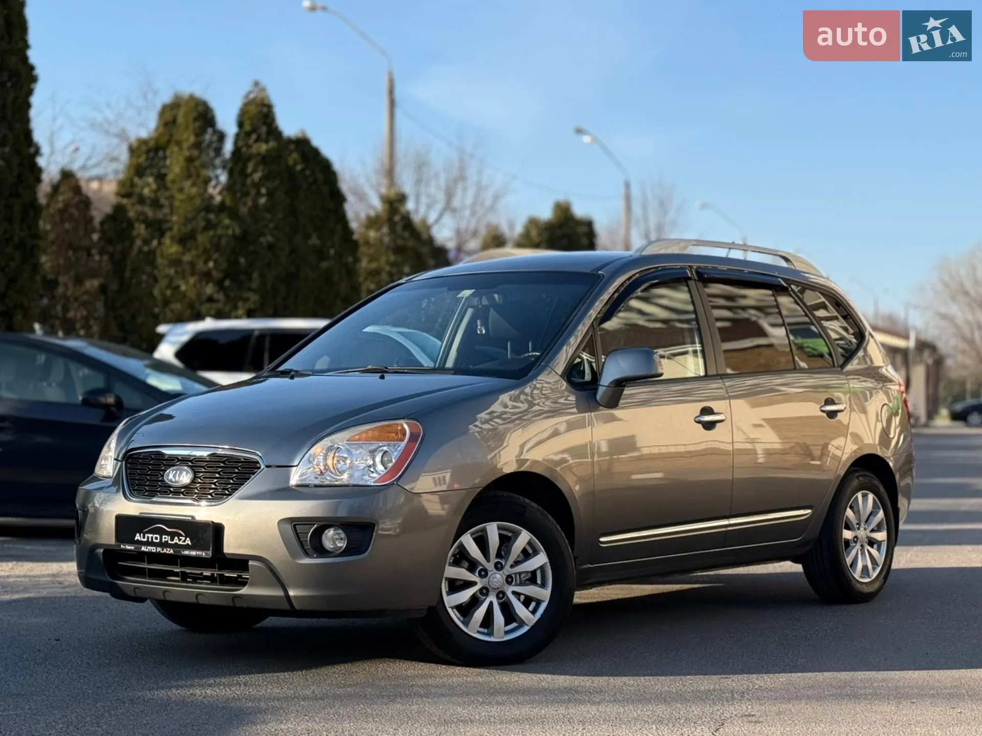 2012 Kia Carens - мініатюра 9