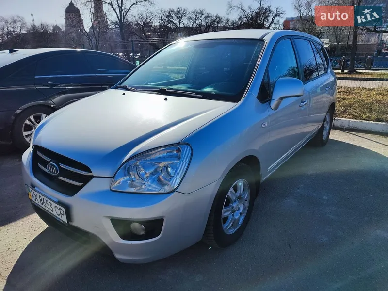 Kia Carens 2008