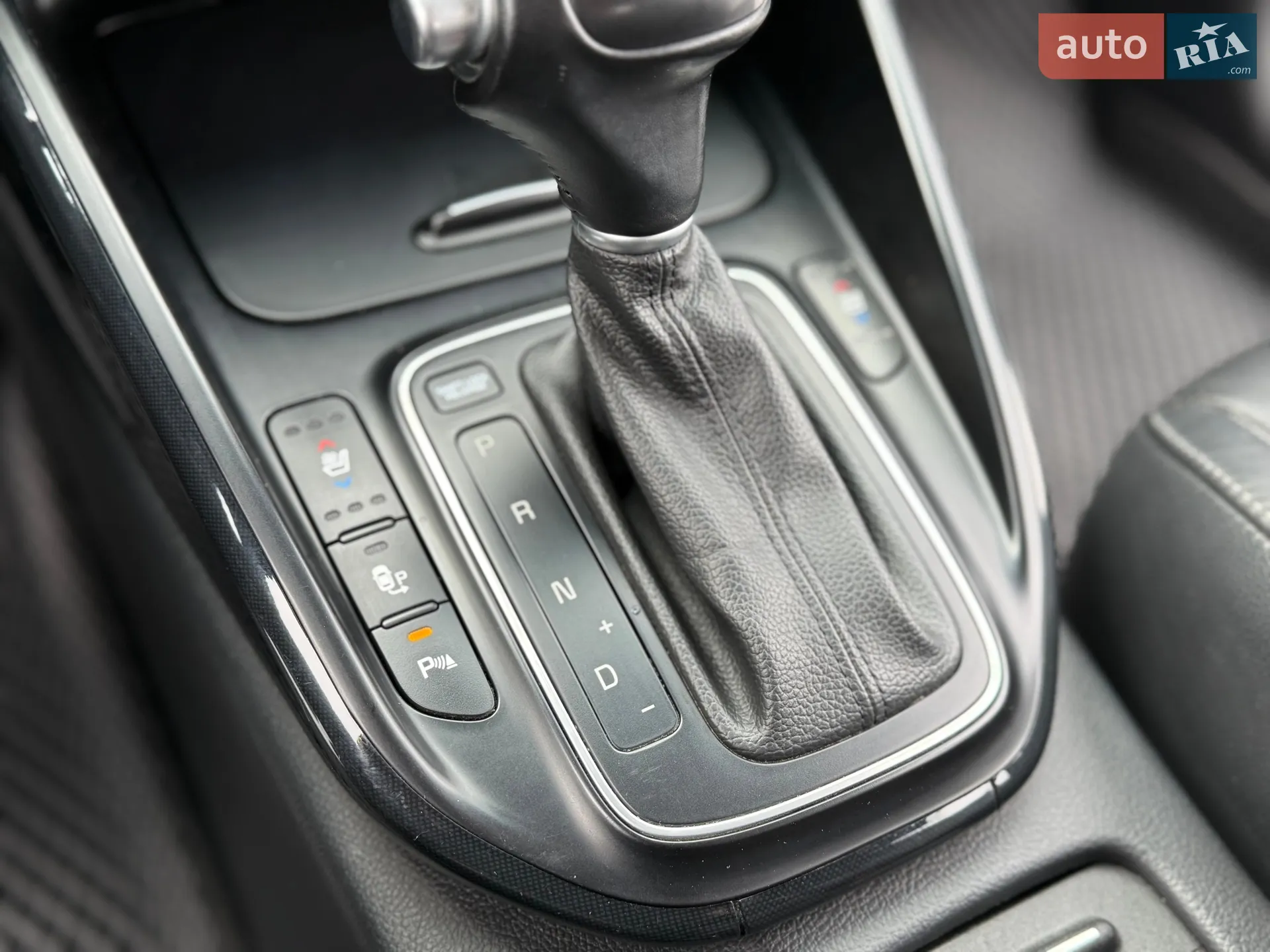 2016 Kia Carens - мініатюра 37