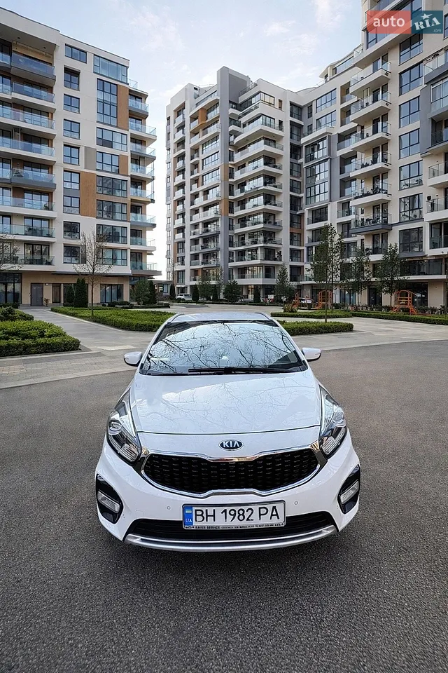 2016 Kia Carens - мініатюра 17