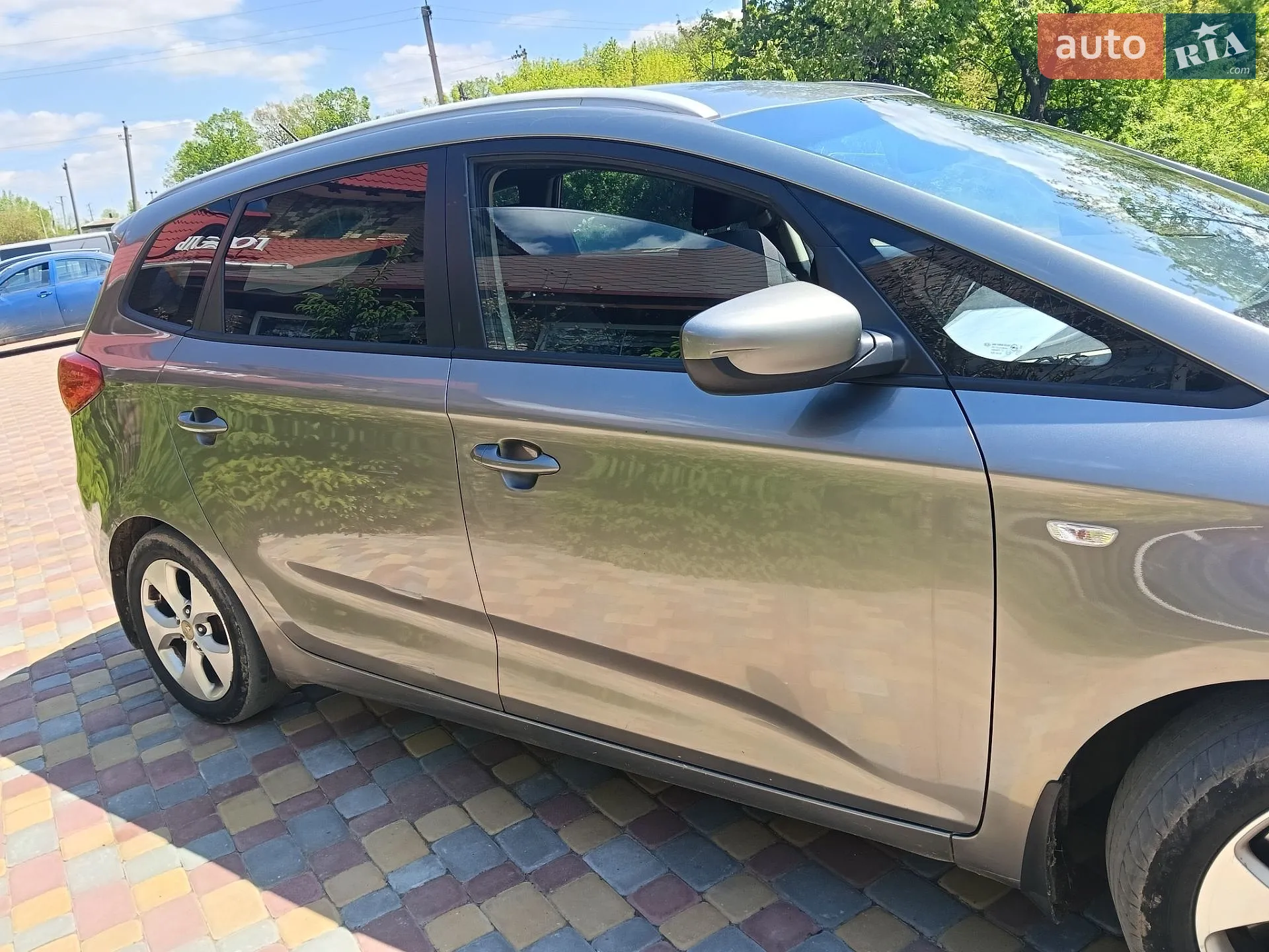 2014 Kia Carens - мініатюра 3
