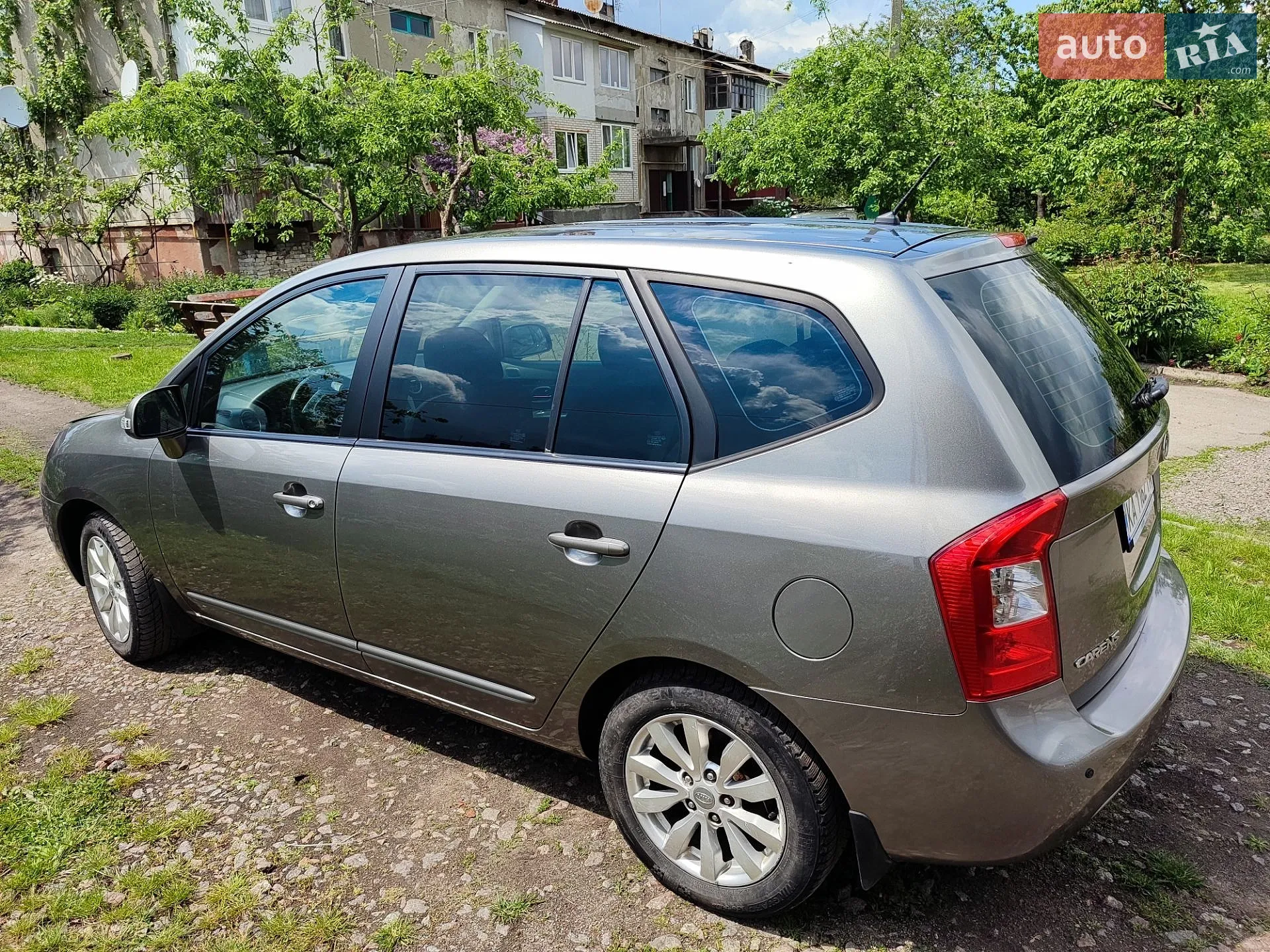 2011 Kia Carens - мініатюра 34