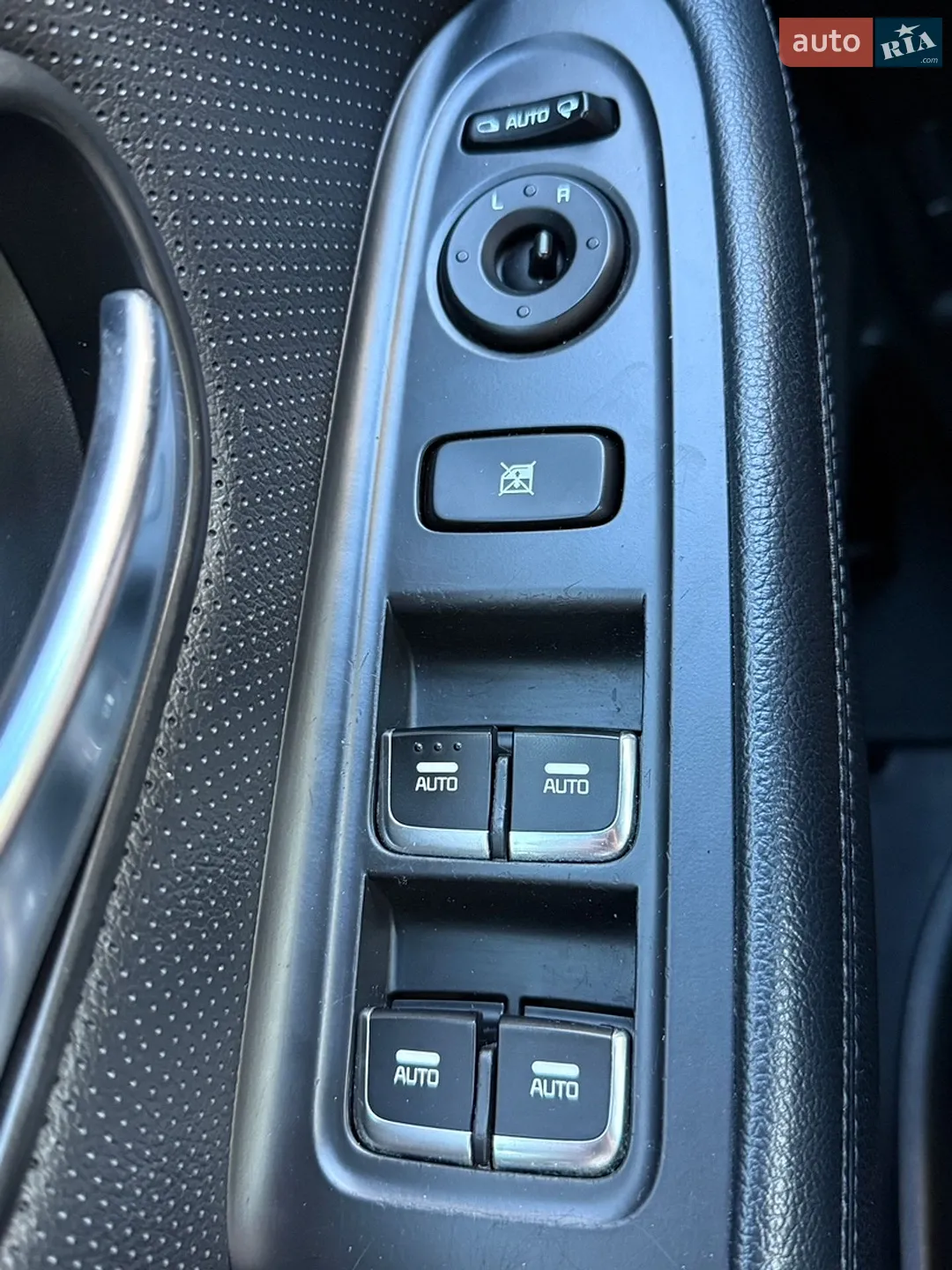 2013 Kia Carens - мініатюра 23