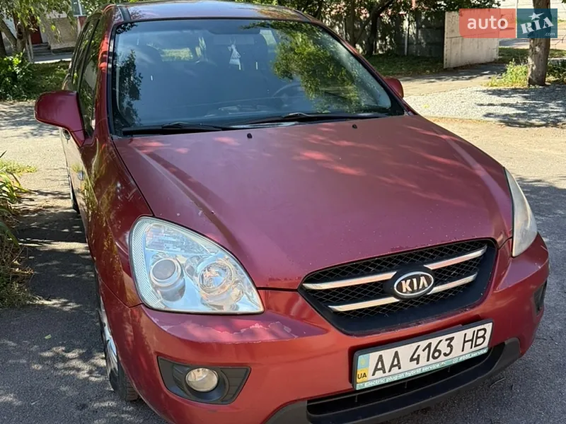 Kia Carens 2008