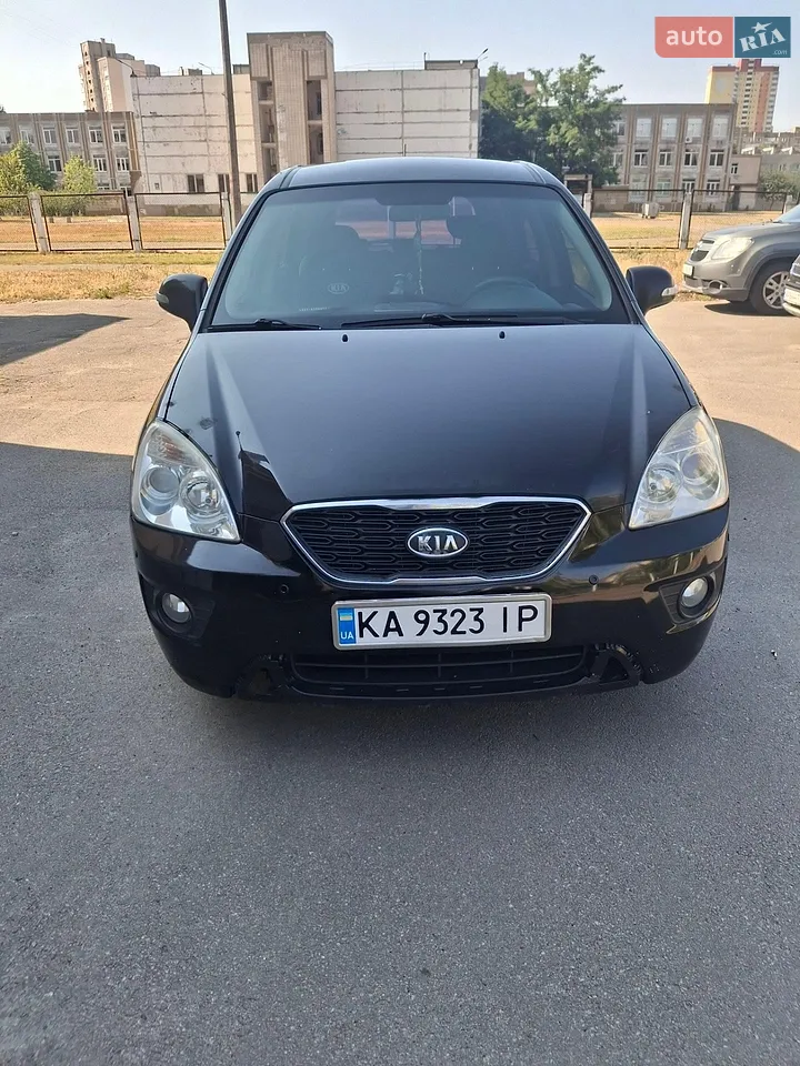 2010 Kia Carens - мініатюра 11