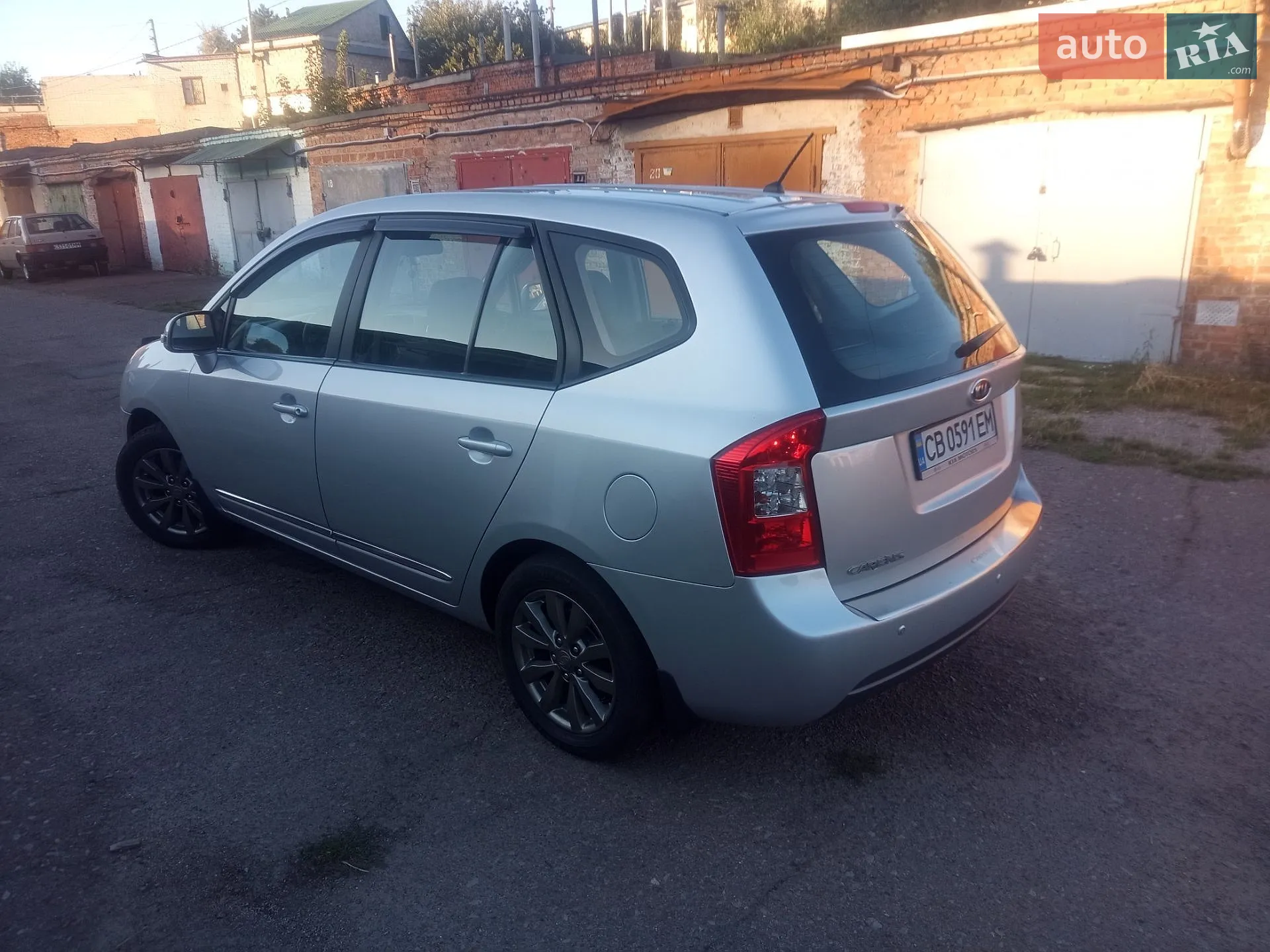 2011 Kia Carens - мініатюра 6
