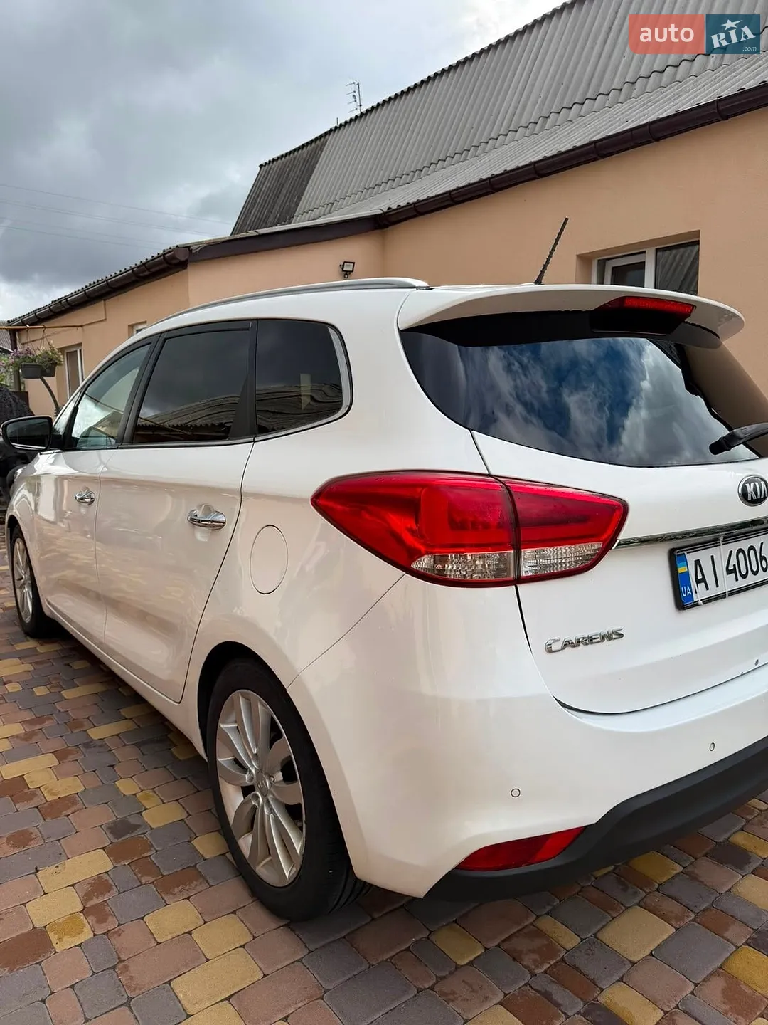 2013 Kia Carens - мініатюра 4