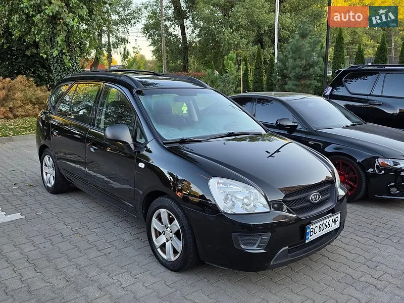Kia Carens 2008