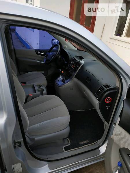 Мінівен Kia Carnival 2007 в Бершаді
