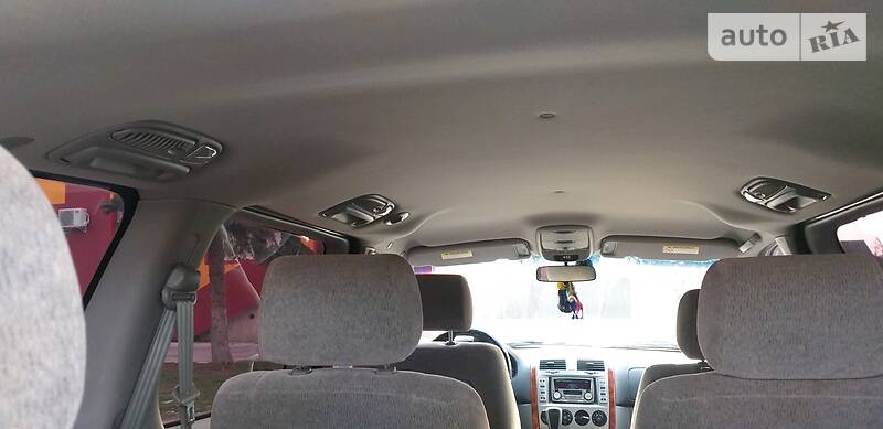 Мінівен Kia Carnival 2005 в Дубні фото 36 Мінівен Kia Carnival 2005 в Дубні