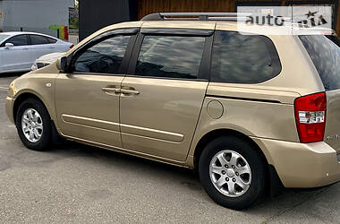 Мінівен Kia Carnival 2008 в Києві