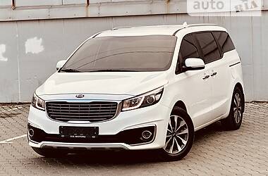 Мінівен Kia Carnival 2015 в Одесі