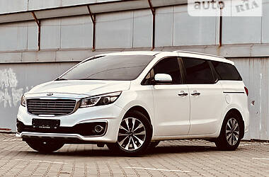 Минивэн Kia Carnival 2015 в Одессе