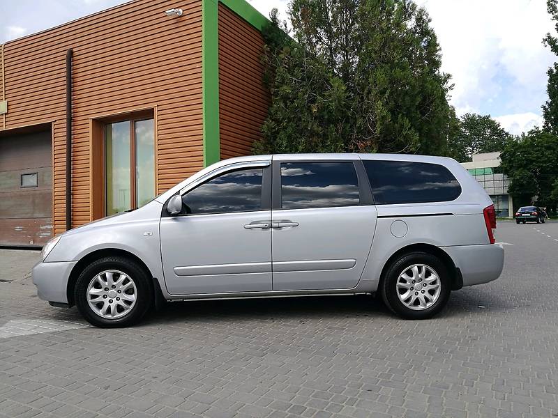 Минивэн Kia Carnival 2008 в Одессе