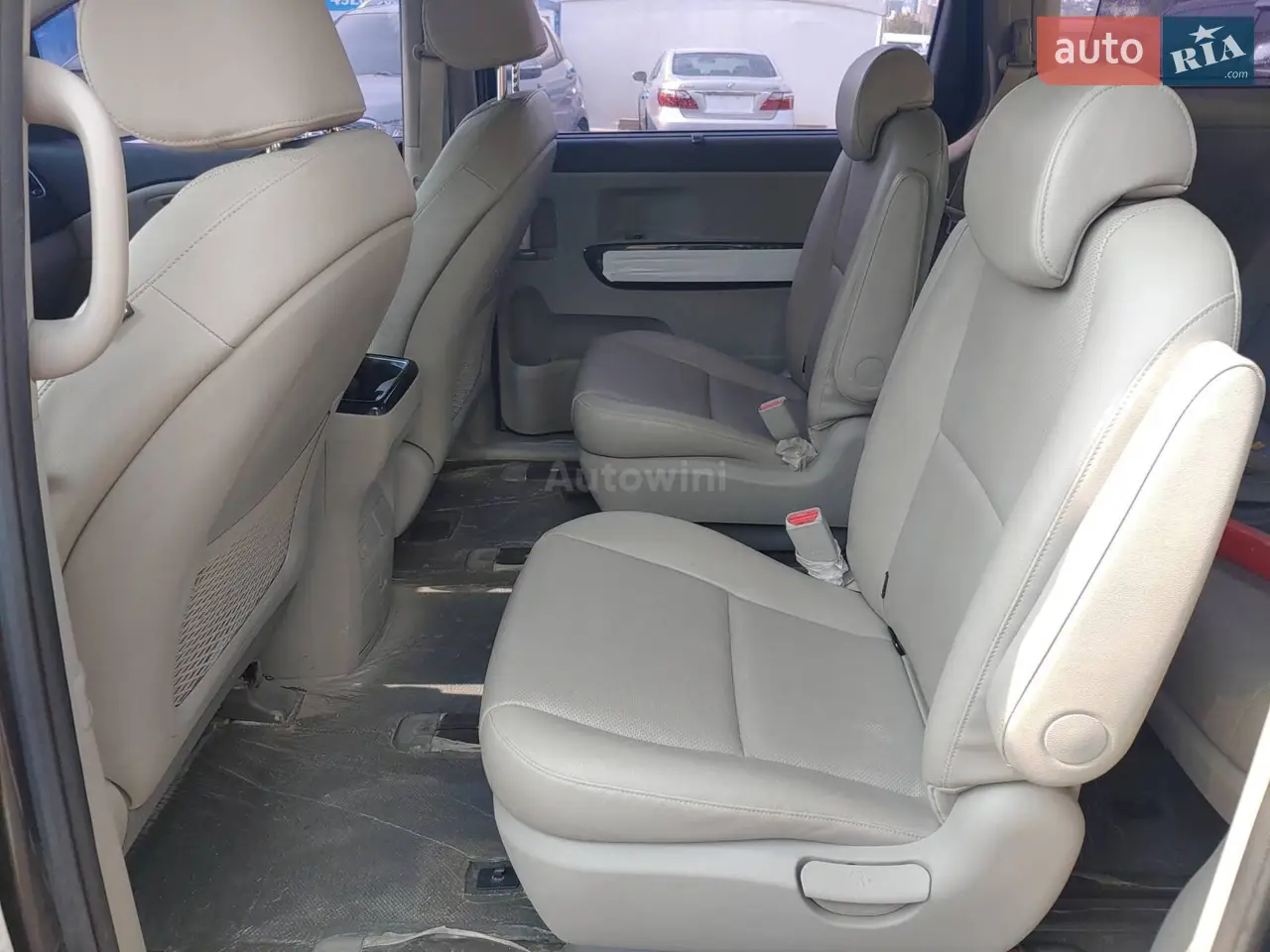 2016 Kia Carnival - мініатюра 6
