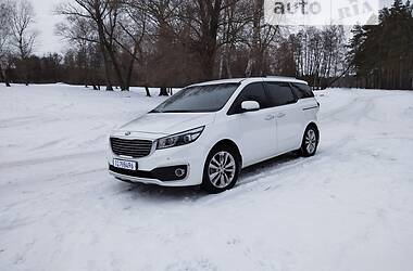 Минивэн Kia Carnival 2015 в Сумах