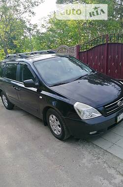 Минивэн Kia Carnival 2008 в Славутиче