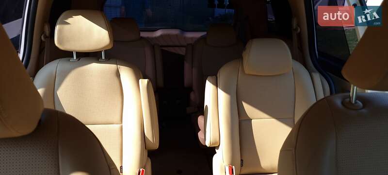 Минивэн Kia Carnival 2018 в Черновцах фото 19 Минивэн Kia Carnival 2018 в Черновцах