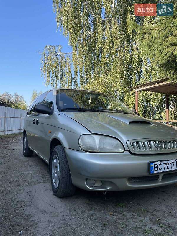 Минивэн Kia Carnival 1999 в Львове