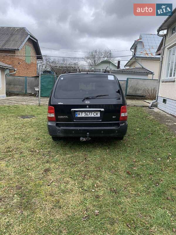 Мінівен Kia Carnival 2005 в Коломиї