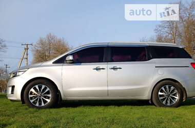 Минивэн Kia Carnival 2014 в Умани