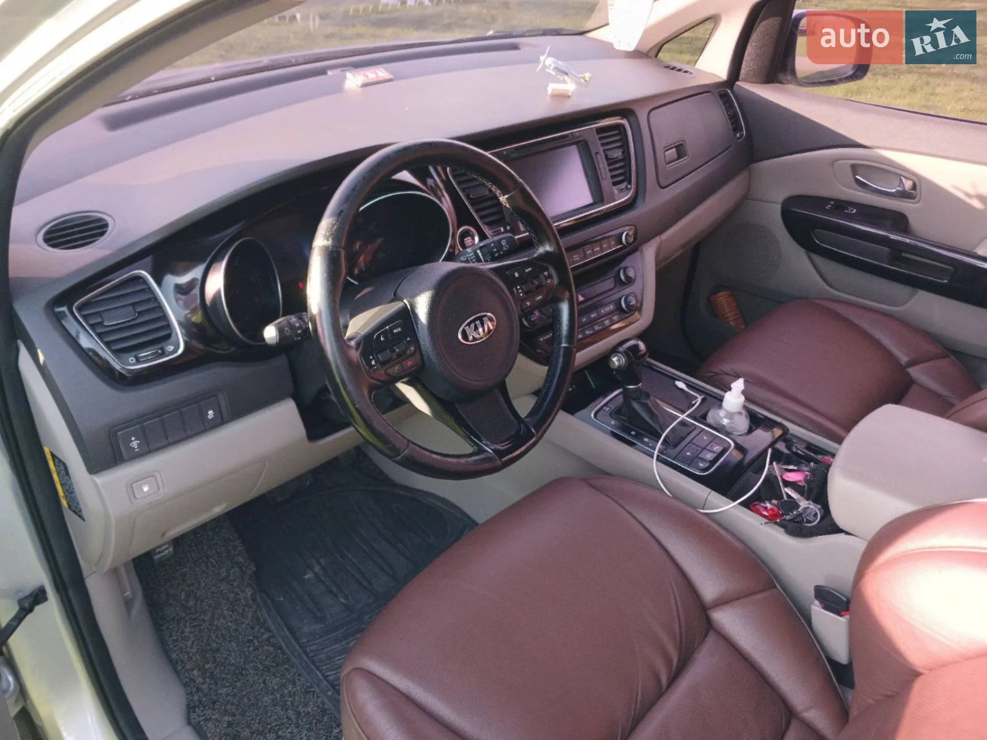 2014 Kia Carnival - мініатюра 31