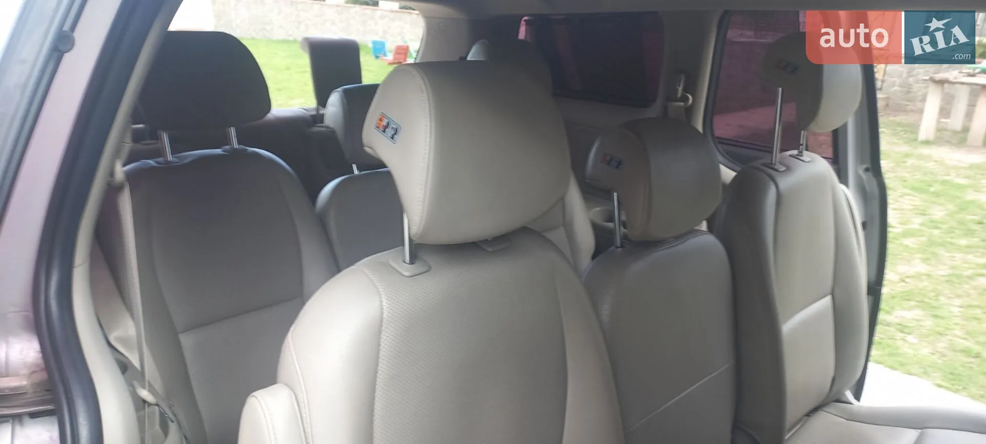 2014 Kia Carnival - мініатюра 35