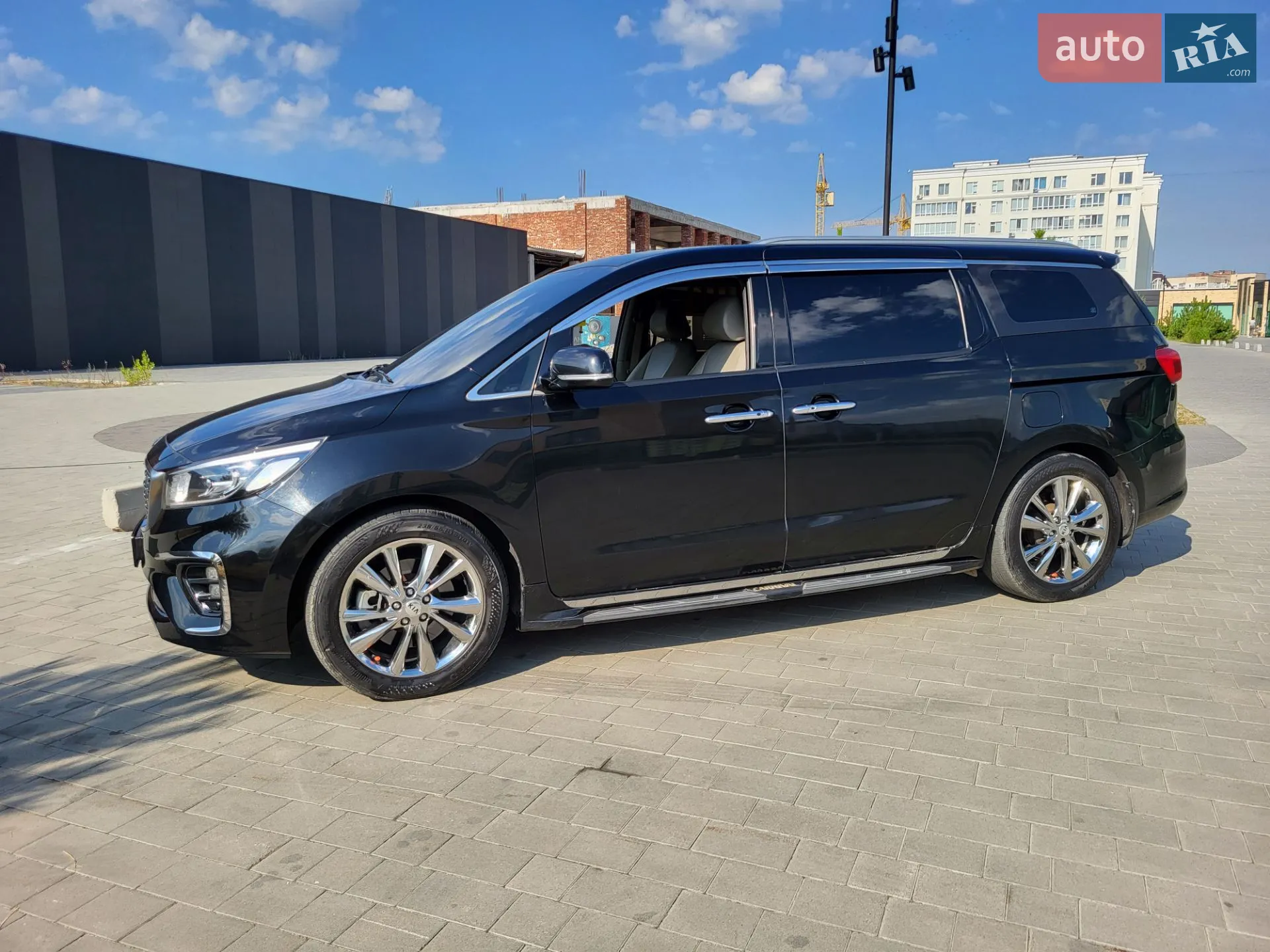 2018 Kia Carnival - мініатюра 6