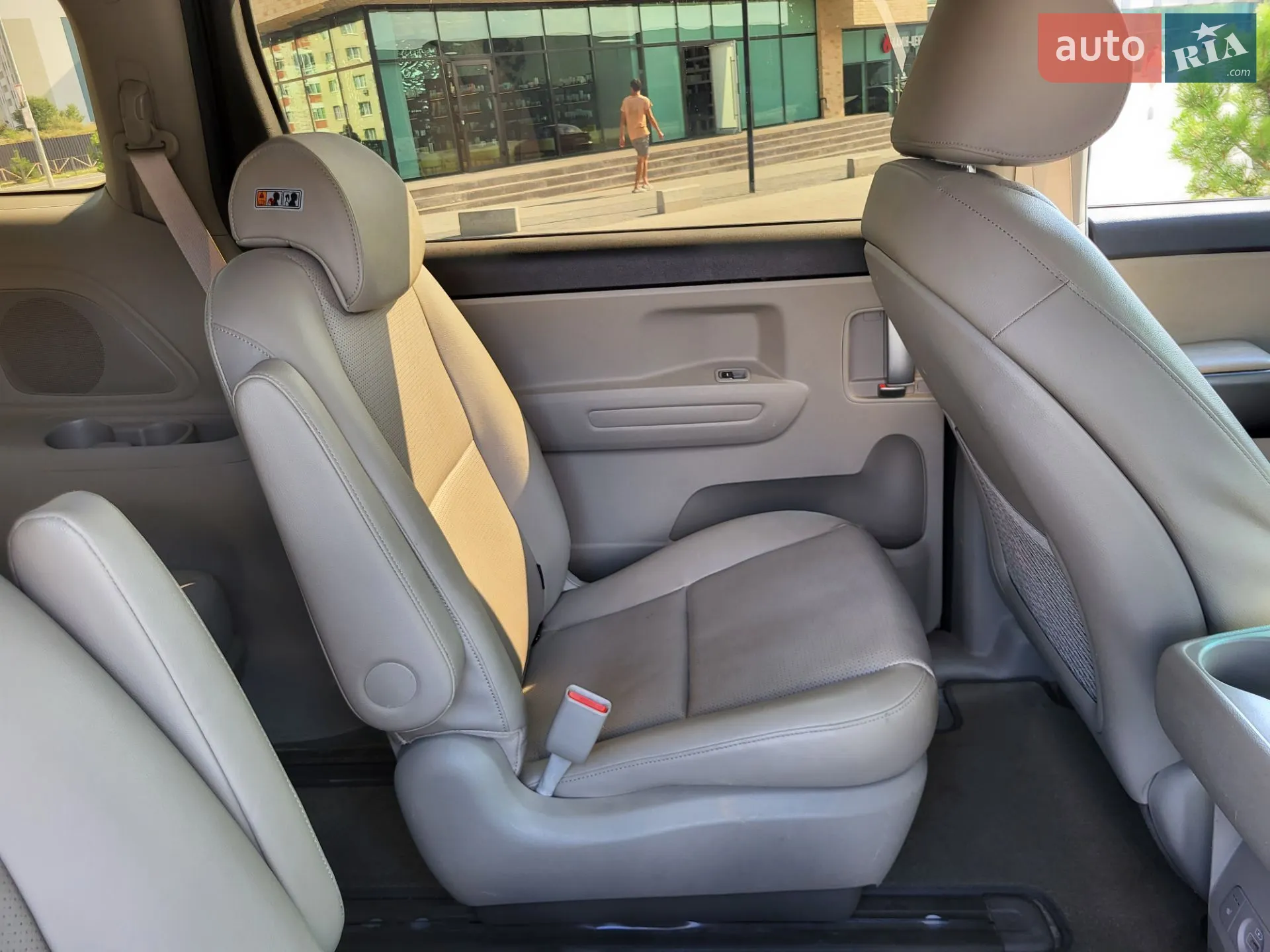 2018 Kia Carnival - мініатюра 52