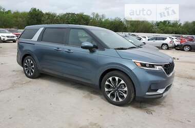 Минивэн Kia Carnival 2024 в 